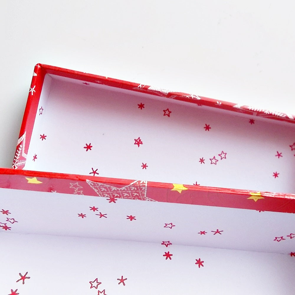 3 Geschenkboxen mit Sternen
